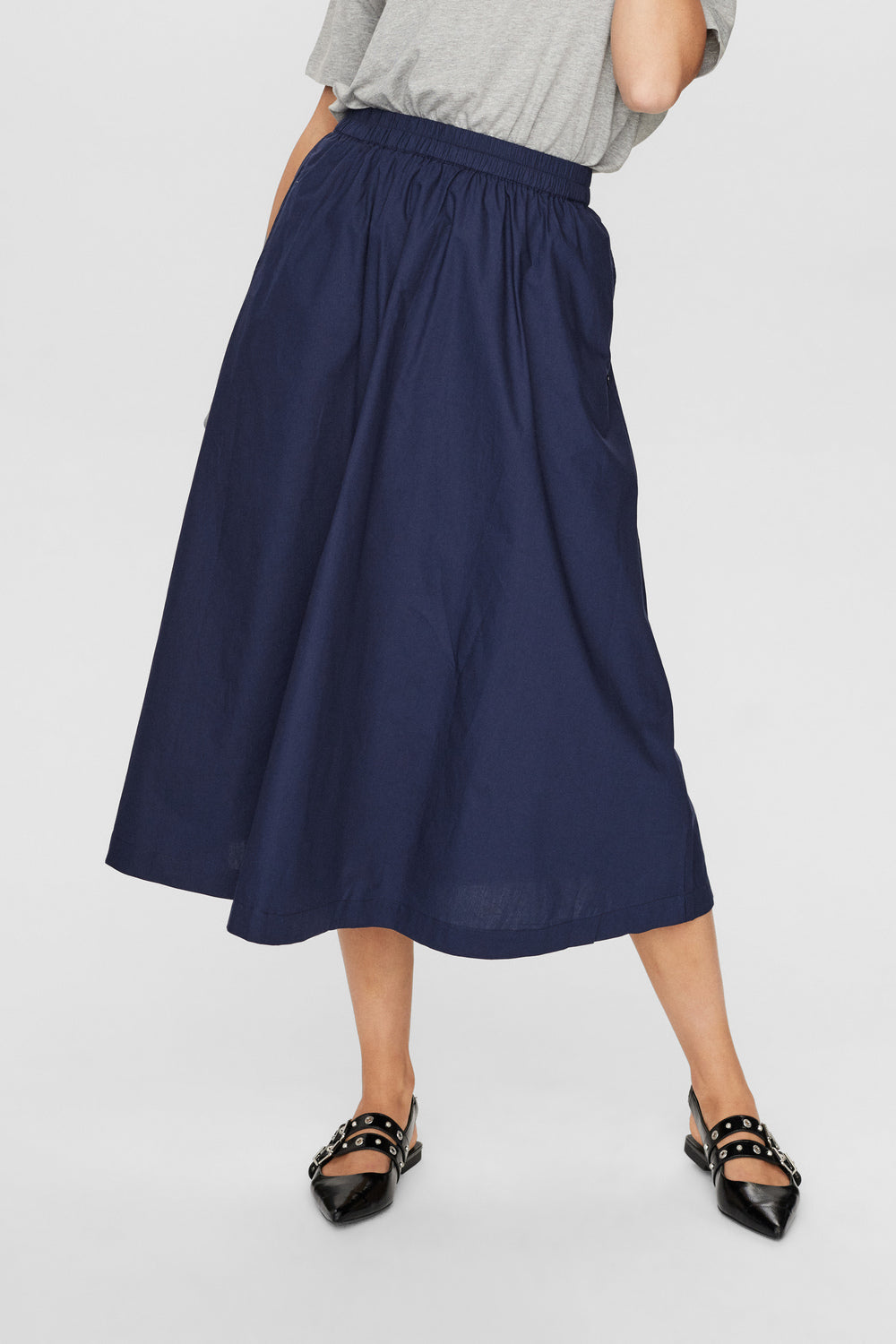 Nümph Nederdel Nugia