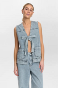 Nümph lyseblå denim vest dame med bindebånd og lommer - Nubrooklyn