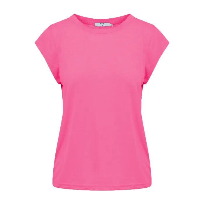 CC Heart Basic T-shirt i lysrosa. Klassisk feminin snit med korte, rullet ærmer og rund halsudskæring. Ensfarvet design uden mønster.