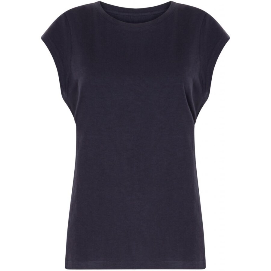 CC Heart - Basic T-shirt