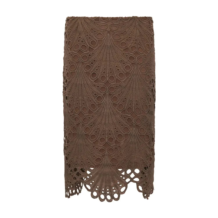 Noella Nederdel Karoni Brun