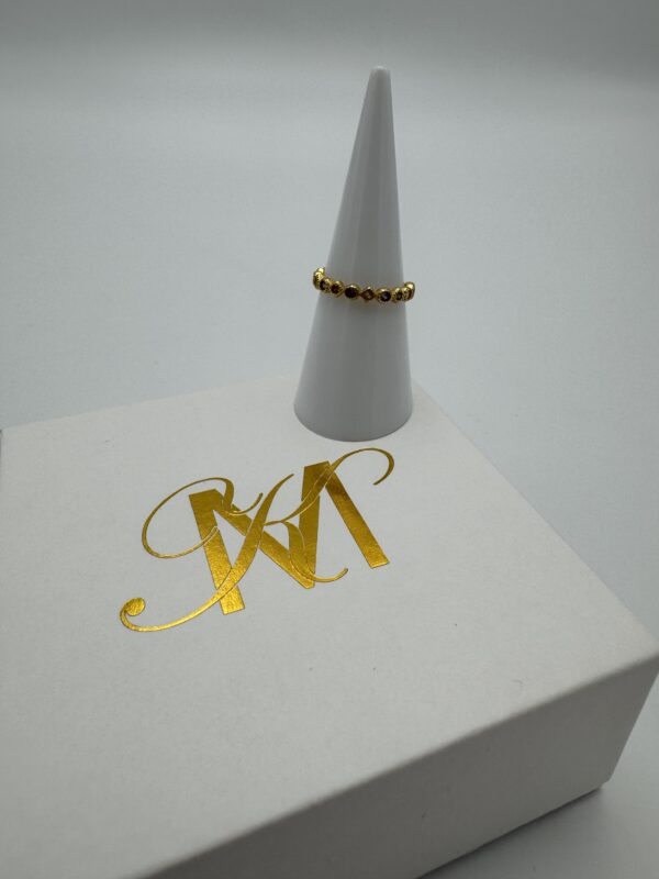 MK Ring med farvede sten