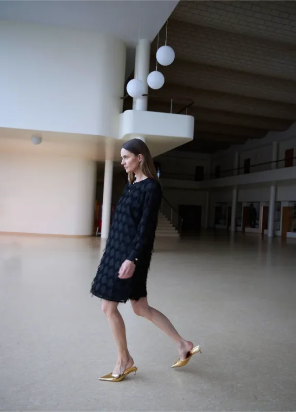 Coster Copenhagen Kjole Fluffy lace Sort - Image 3